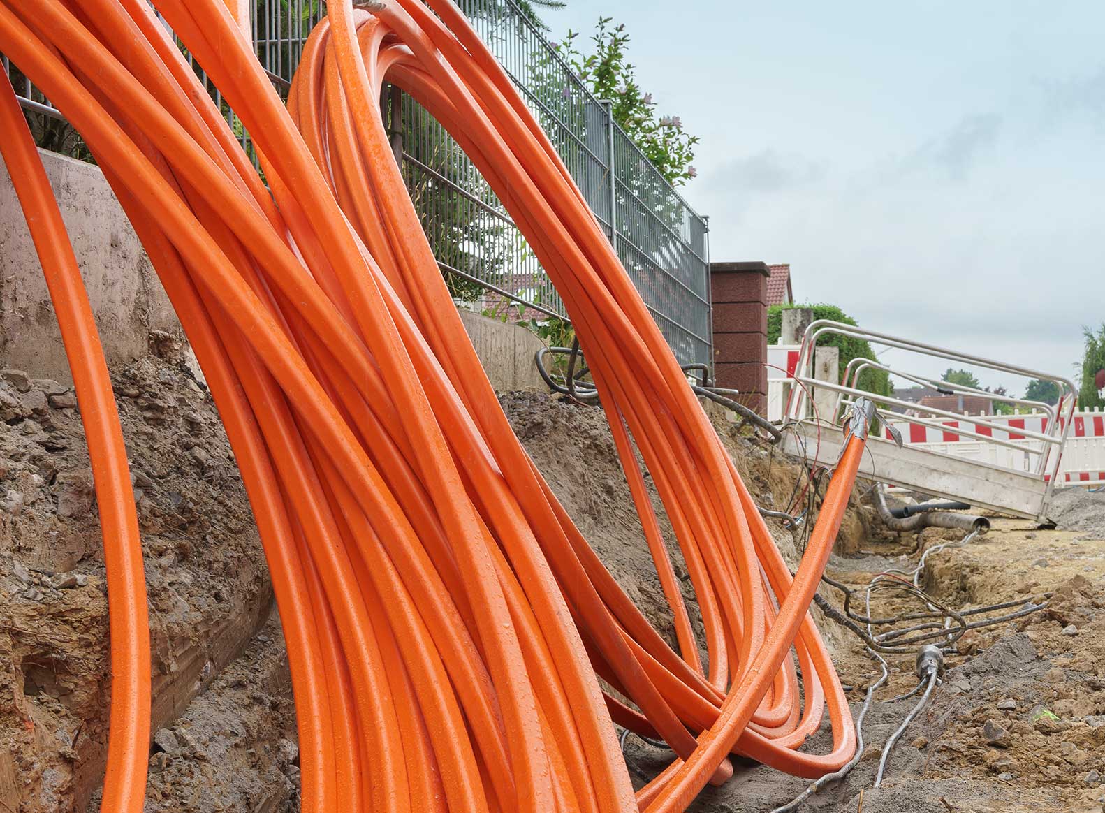 martin-sommer-digitalisierung Martin Sommer Digitalisierung Internet Kabel Orange